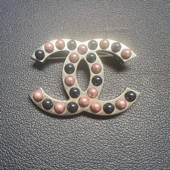 Chanel Brooch - Picture 1 of 3
